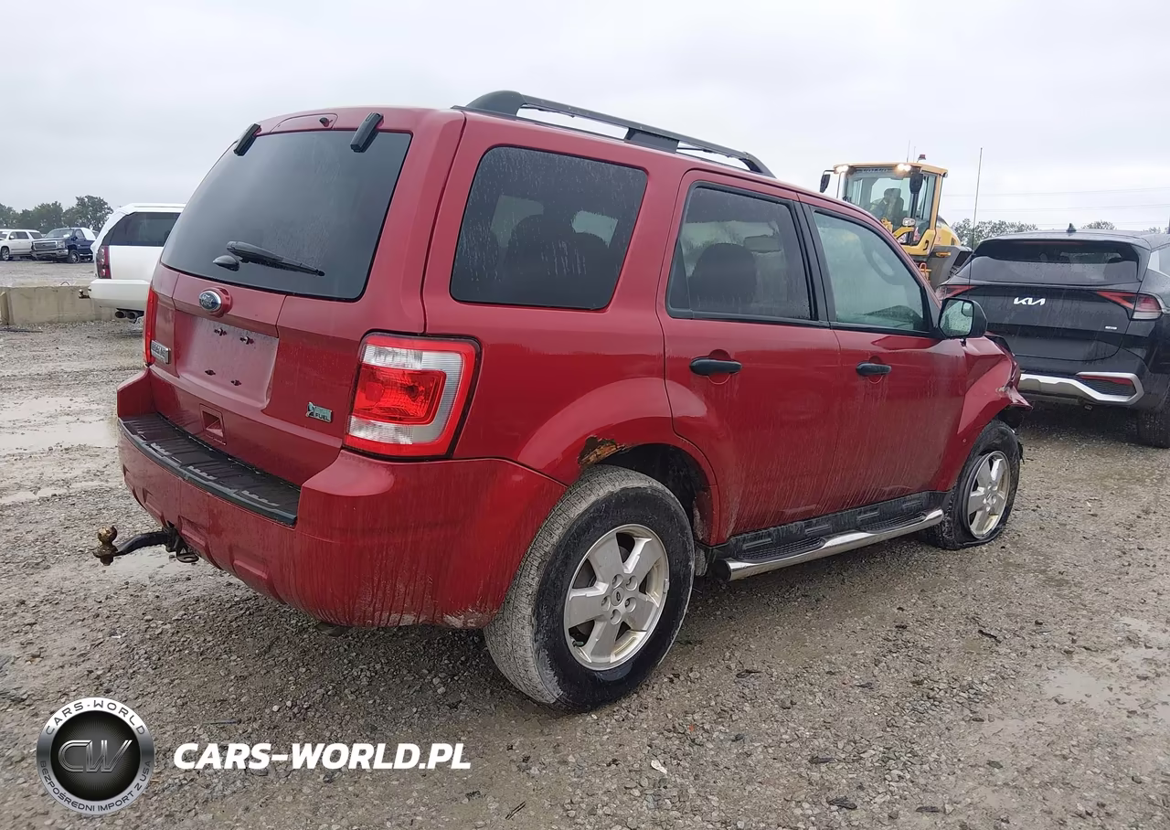 2011 Ford Escape Xlt VIN:1FMCU0DG8BKB38980 - 4
