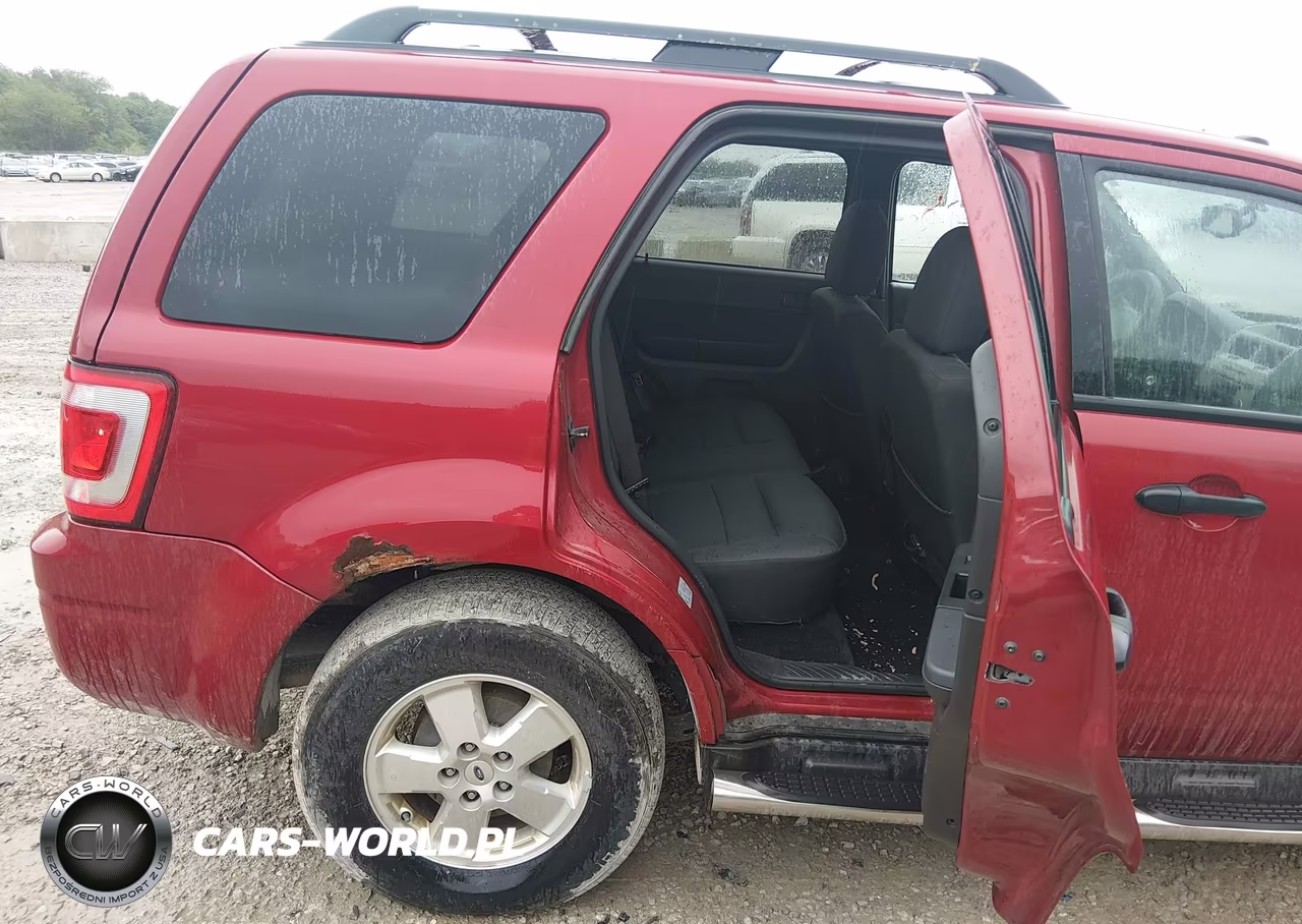 2011 Ford Escape Xlt VIN:1FMCU0DG8BKB38980 - 8