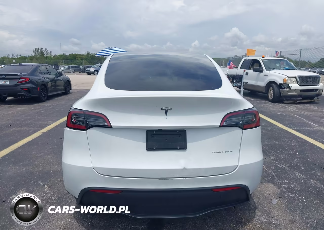 2024 Tesla Model Y Long Range Dual Motor All-Wheel Drive VIN:7SAYGDEE5RA280510 - 15