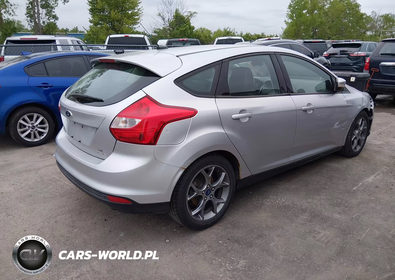 2013 Ford Focus Se VIN:1FADP3K29DL218641 - 4