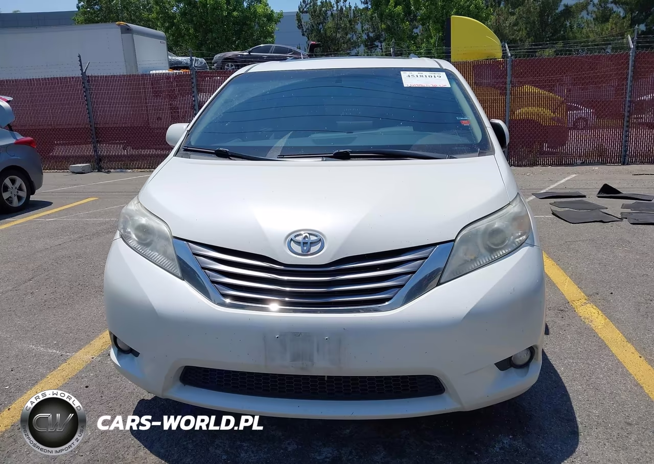 2017 Toyota Sienna Xle 8 Passenger VIN:5TDYZ3DC9HS871244 - 12