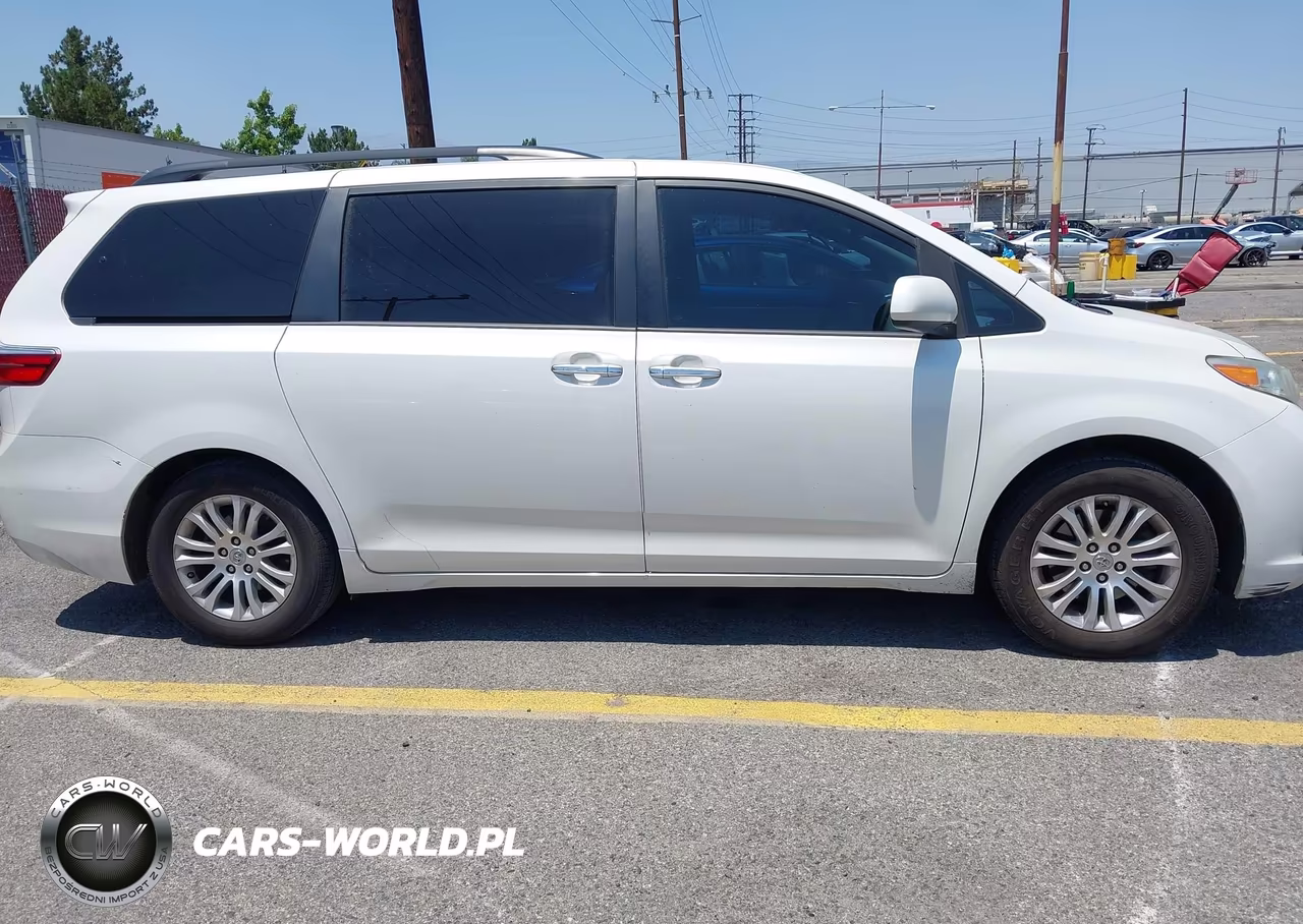 2017 Toyota Sienna Xle 8 Passenger VIN:5TDYZ3DC9HS871244 - 13