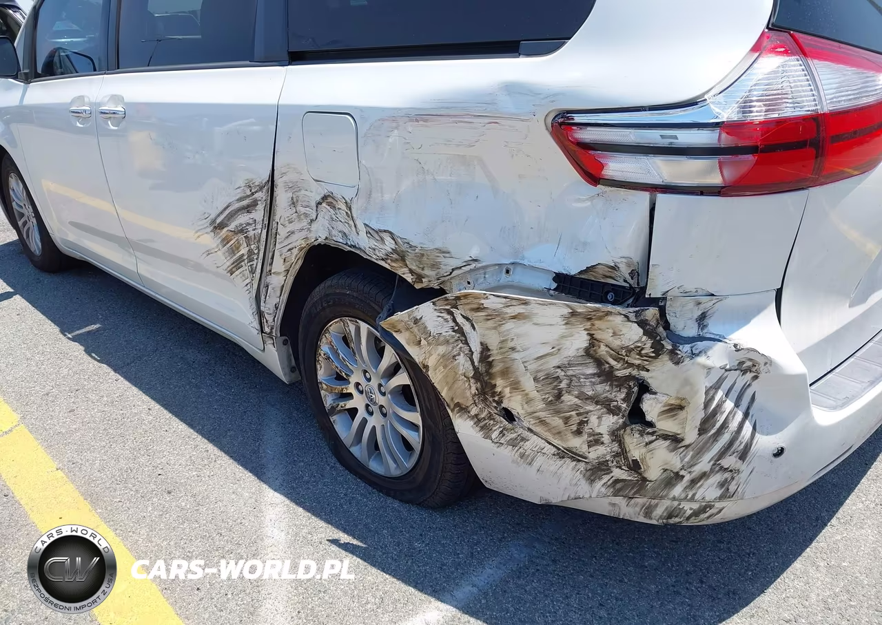 2017 Toyota Sienna Xle 8 Passenger VIN:5TDYZ3DC9HS871244 - 6