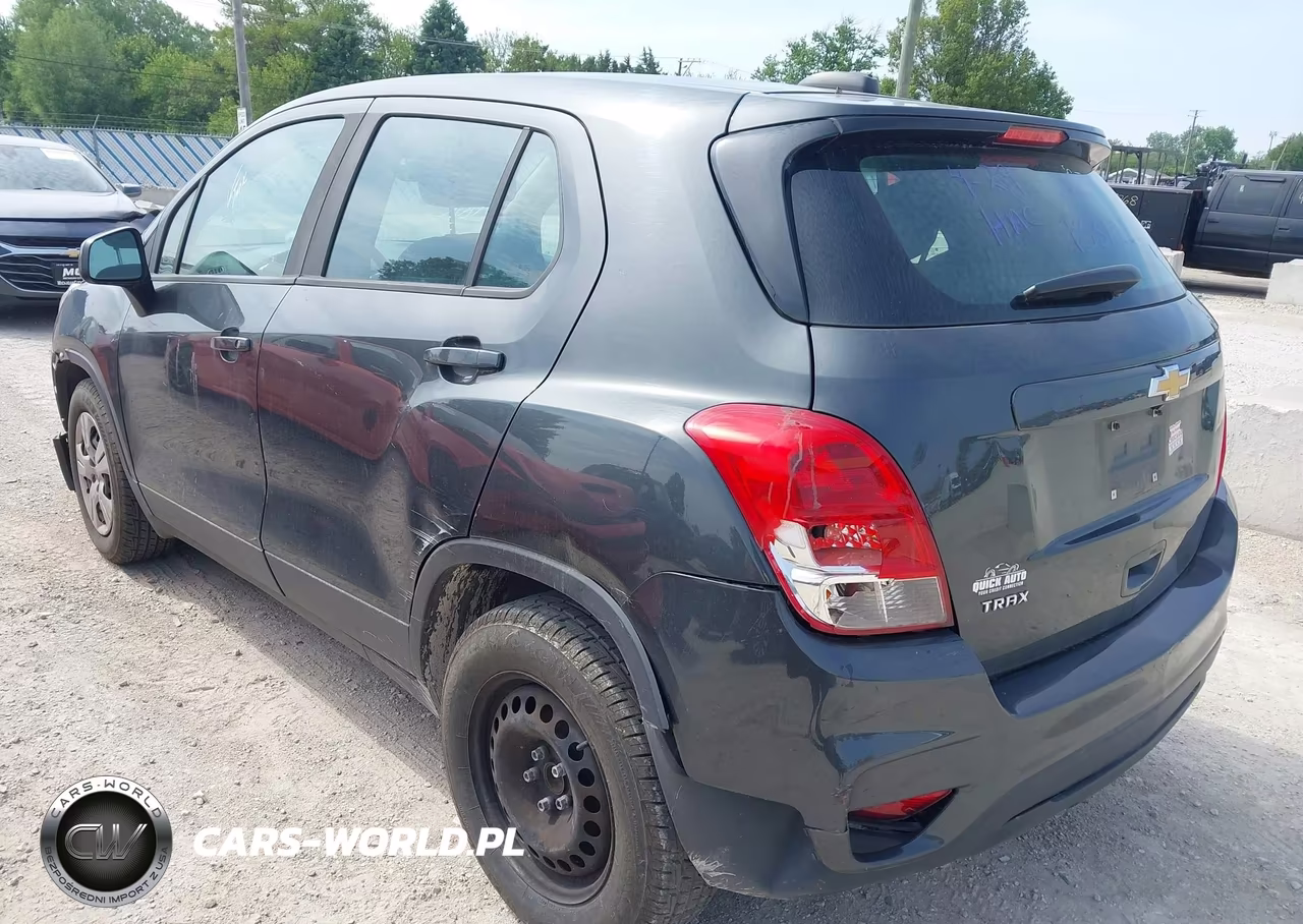 2019 Chevrolet Trax Ls VIN:3GNCJKSB6KL133122 - 3