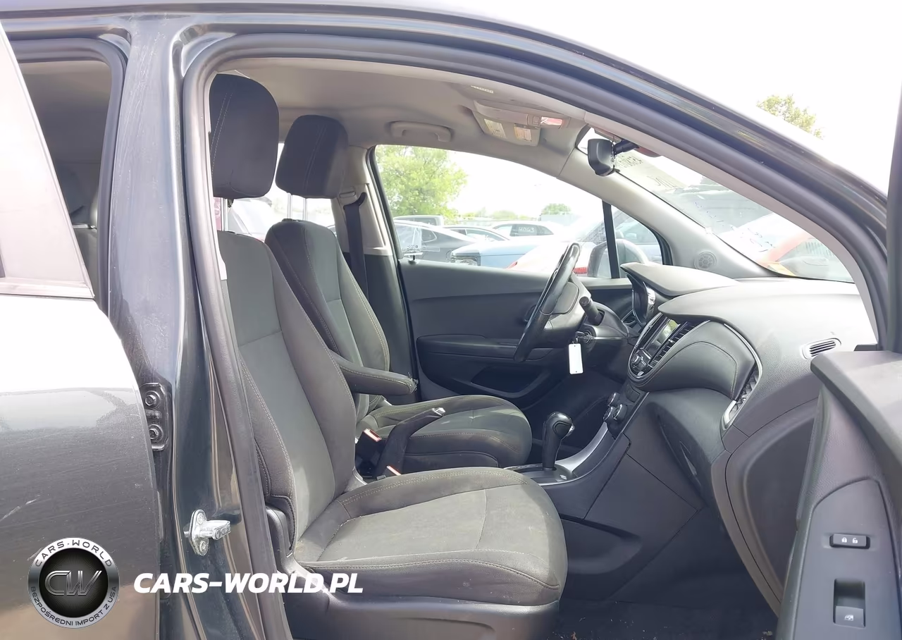 2019 Chevrolet Trax Ls VIN:3GNCJKSB6KL133122 - 5
