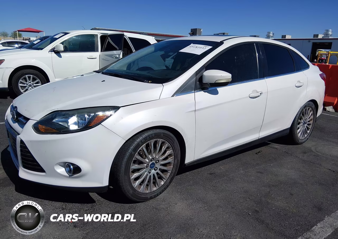 2012 Ford Focus Titanium VIN:1FAHP3J26CL403344 - 2