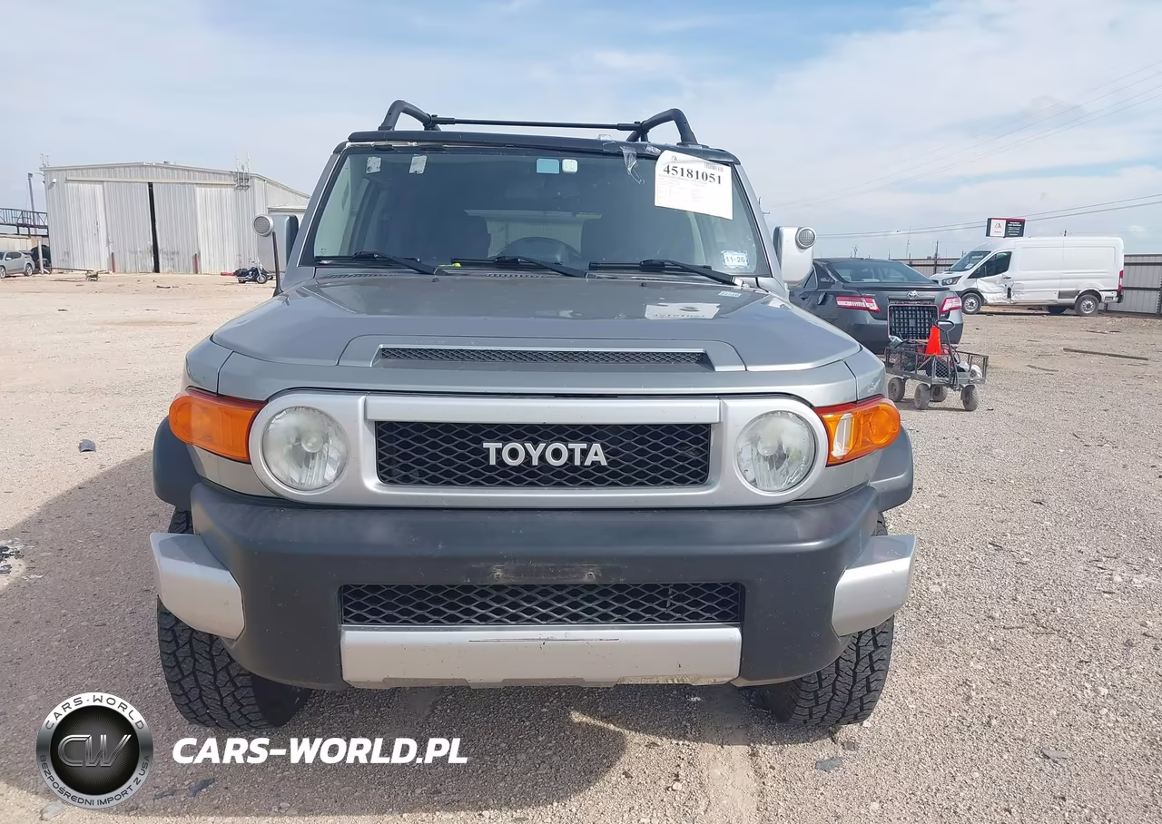 2012 Toyota Fj Cruiser VIN:JTEBU4BF6CK138667 - 12