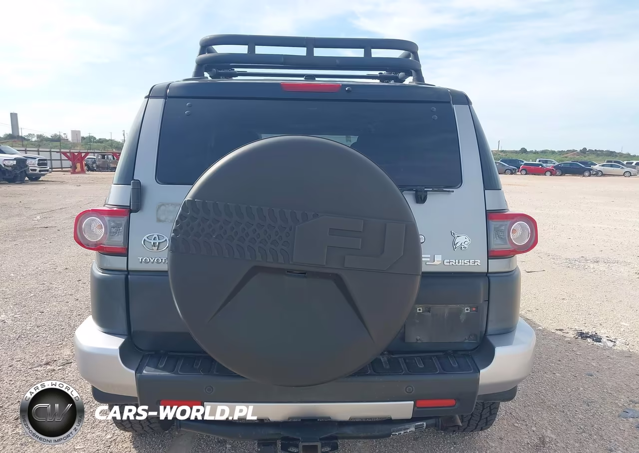 2012 Toyota Fj Cruiser VIN:JTEBU4BF6CK138667 - 16