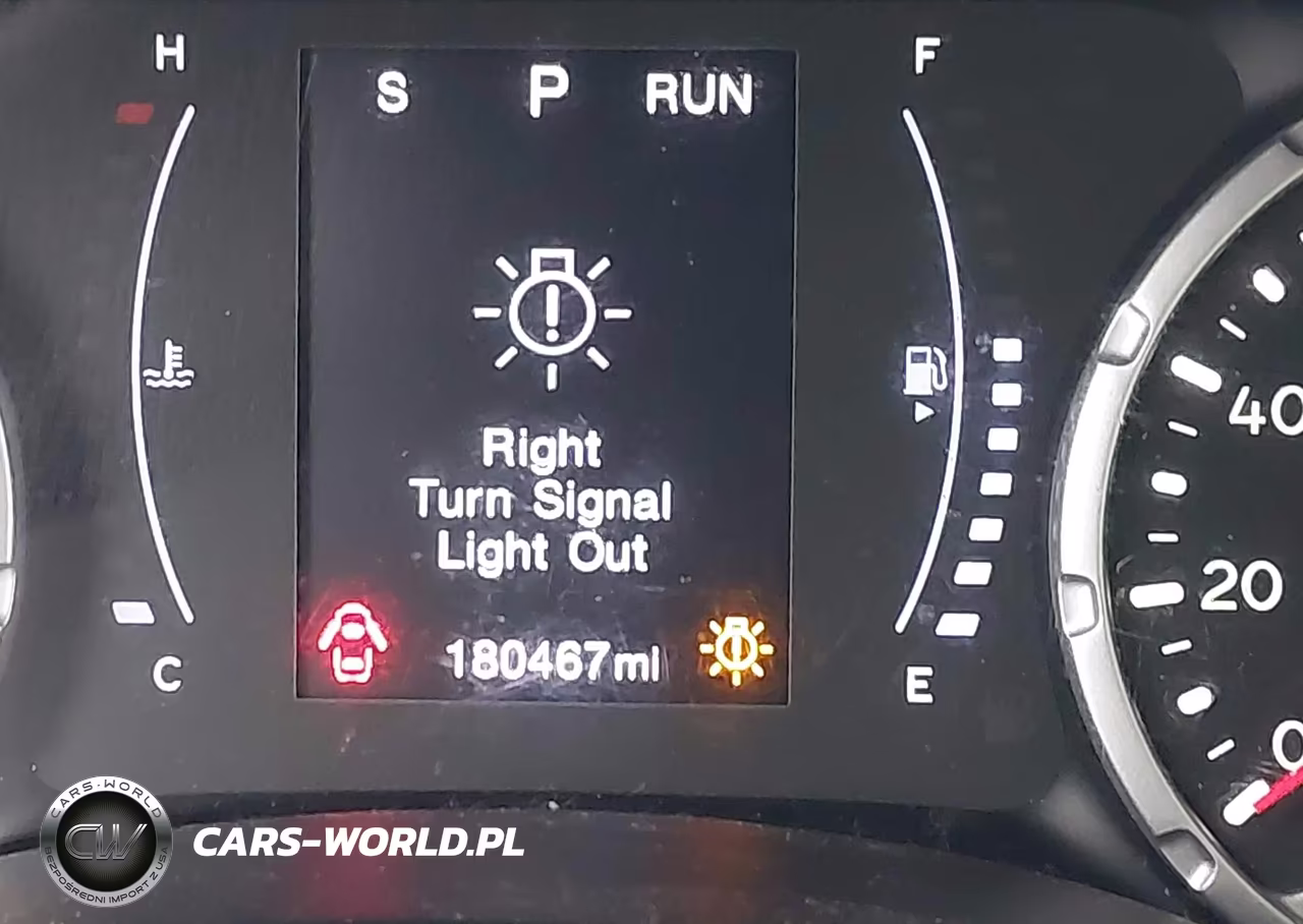 2018 Jeep Renegade Sport 4X4 VIN:ZACCJBAB3JPH11130 - 15