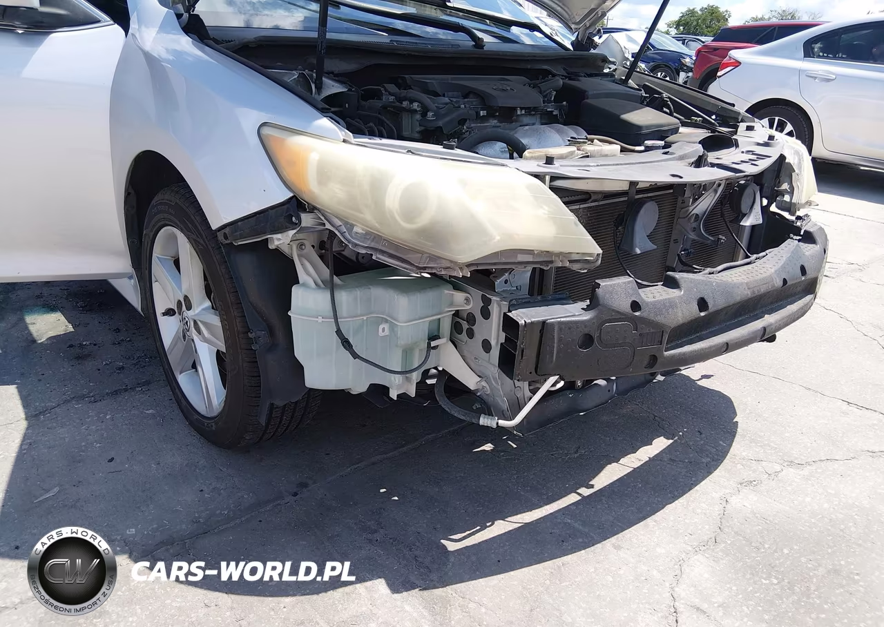2014 Toyota Camry Se VIN:4T1BF1FK0EU828373 - 6