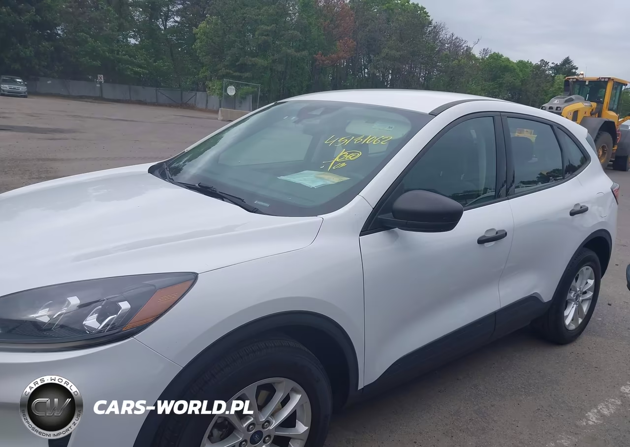 2020 Ford Escape S VIN:1FMCU9F66LUC63121 - 14