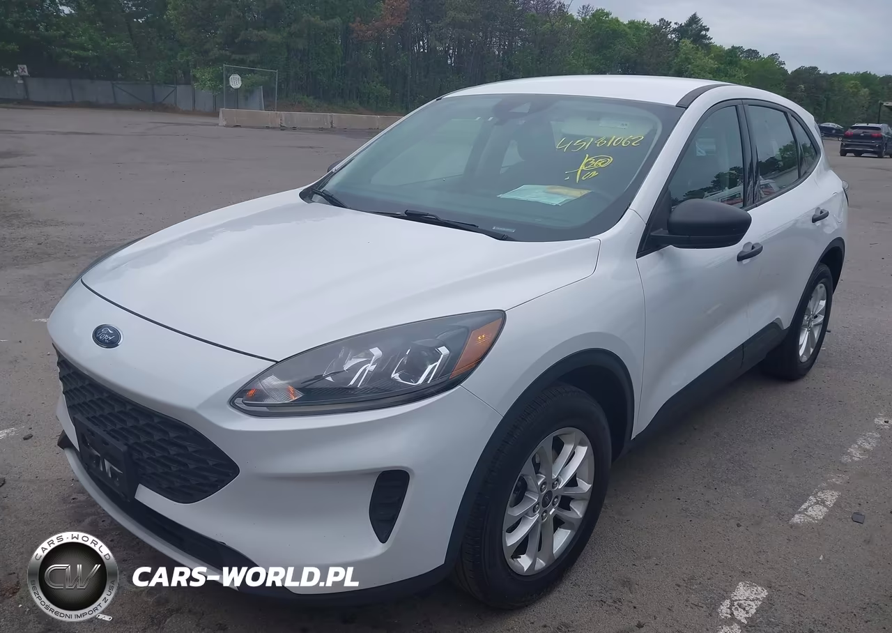 2020 Ford Escape S VIN:1FMCU9F66LUC63121 - 2