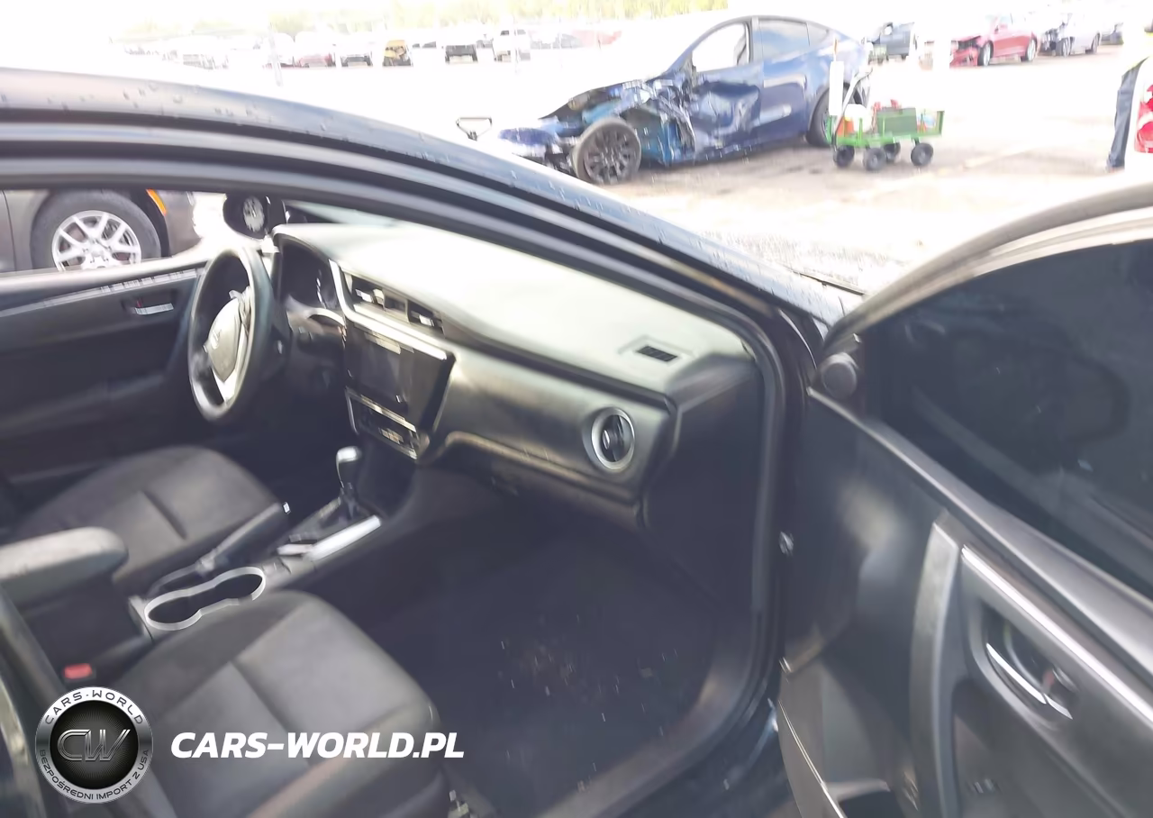 2019 Toyota Corolla Le VIN:2T1BURHE2KC201263 - 5