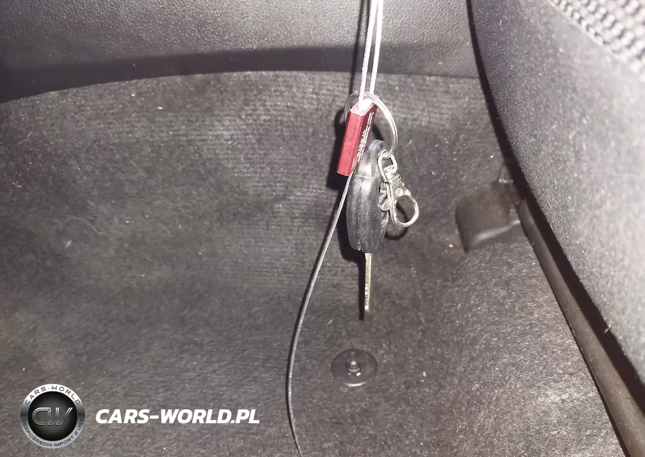 2018 Toyota Rav4 Xle VIN:2T3WFREV6JW483413 - 11
