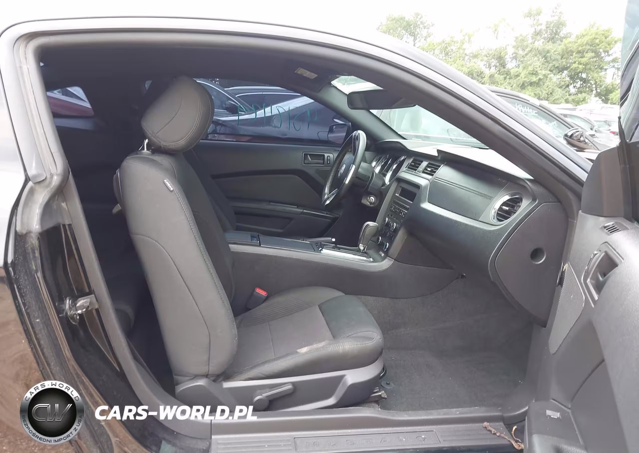 2014 Ford Mustang V6 VIN:1ZVBP8AM7E5281001 - 5