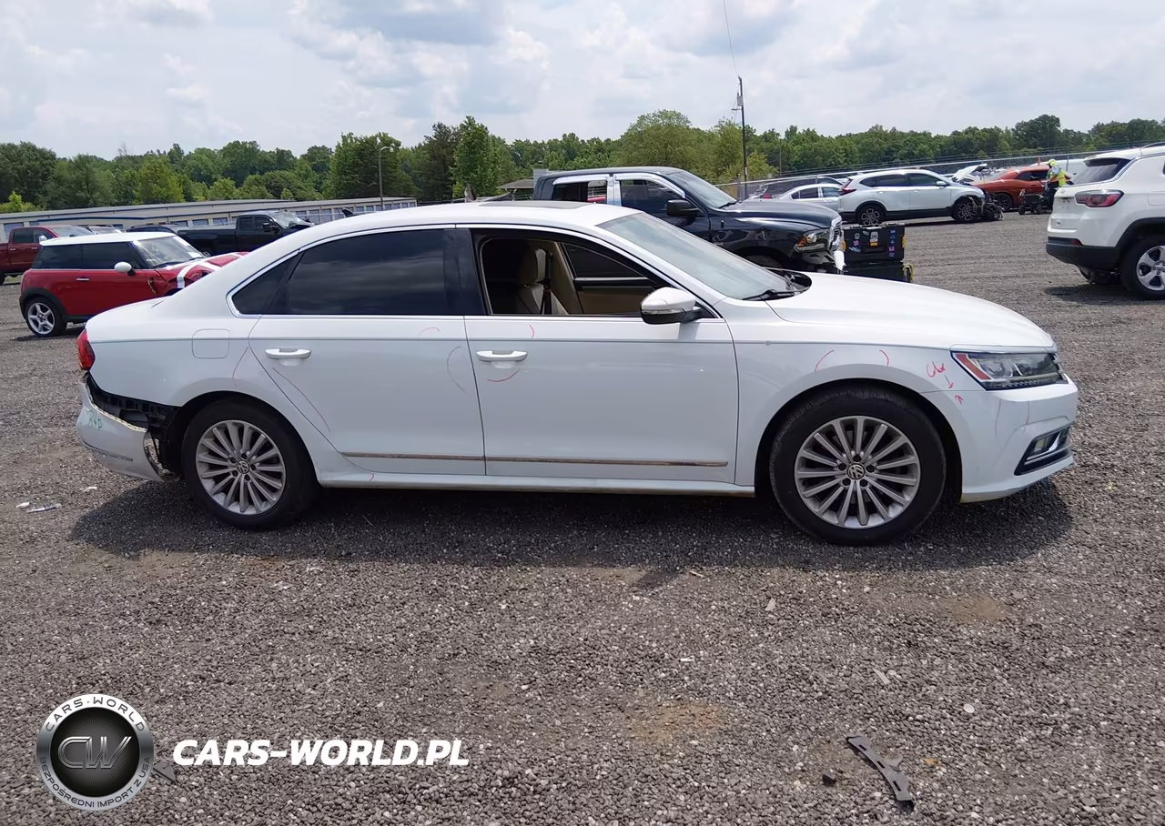 2016 Volkswagen Passat 1.8T Se VIN:1VWBS7A32GC043068 - 14