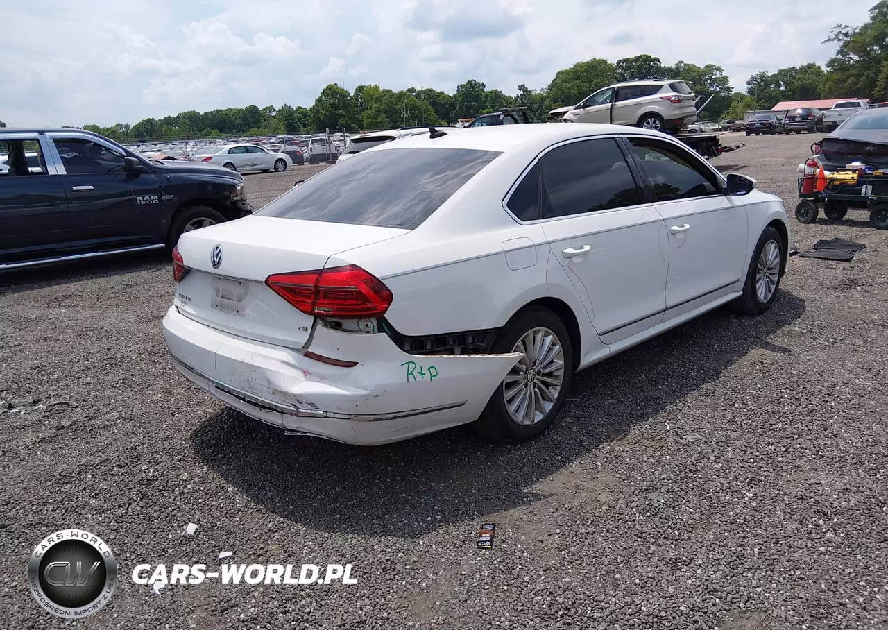 2016 Volkswagen Passat 1.8T Se VIN:1VWBS7A32GC043068 - 4