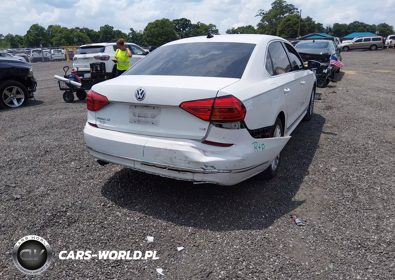 2016 Volkswagen Passat 1.8T Se VIN:1VWBS7A32GC043068 - 6
