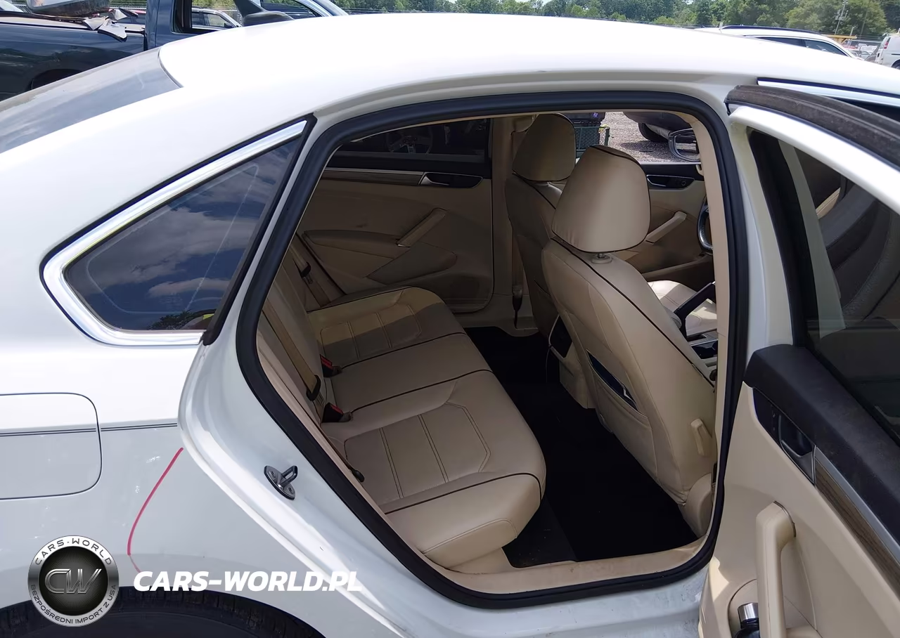 2016 Volkswagen Passat 1.8T Se VIN:1VWBS7A32GC043068 - 8