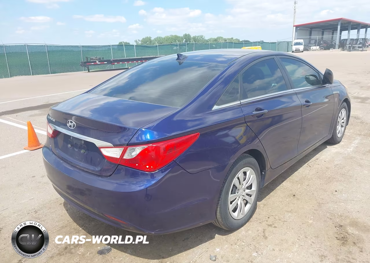 2012 Hyundai Sonata Gls VIN:5NPEB4AC8CH500110 - 4