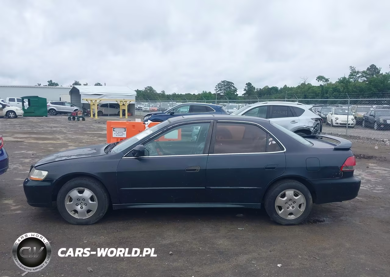 2001 Honda Accord 3.0 Ex VIN:1HGCG16521A009670 - 14