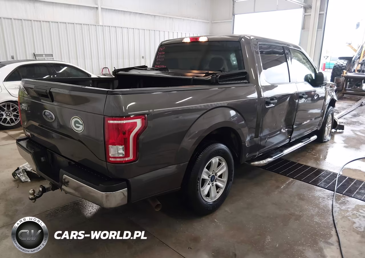 2017 Ford F-150 Xlt VIN:1FTEW1C85HKC10993 - 4