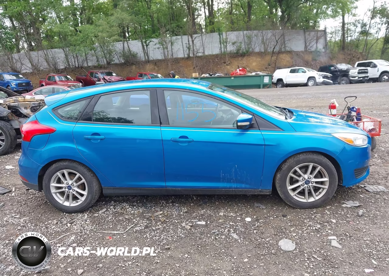 2017 Ford Focus Se VIN:1FADP3K28HL252981 - 13