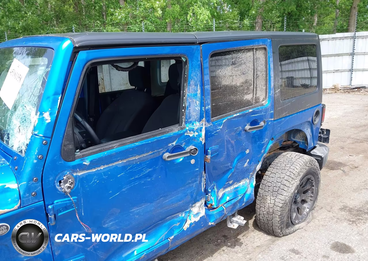 2016 Jeep Wrangler Unlimited Sport VIN:1C4BJWDG9GL301181 - 6