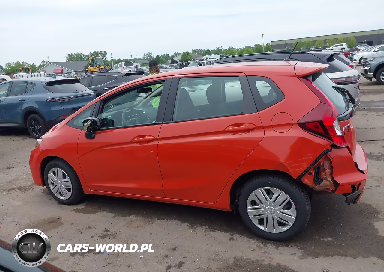 2019 Honda Fit Lx VIN:3HGGK5H40KM714208 - 14
