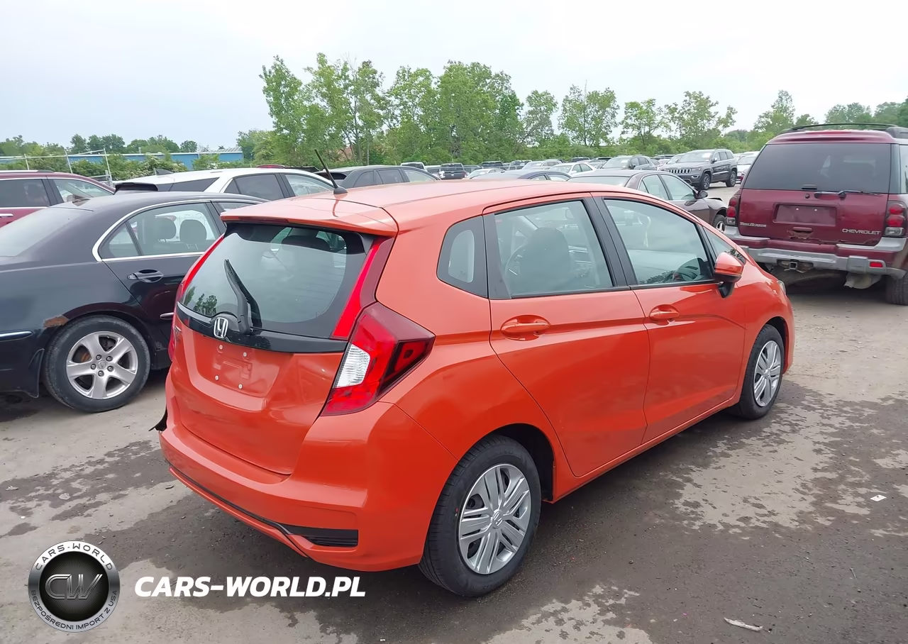 2019 Honda Fit Lx VIN:3HGGK5H40KM714208 - 4