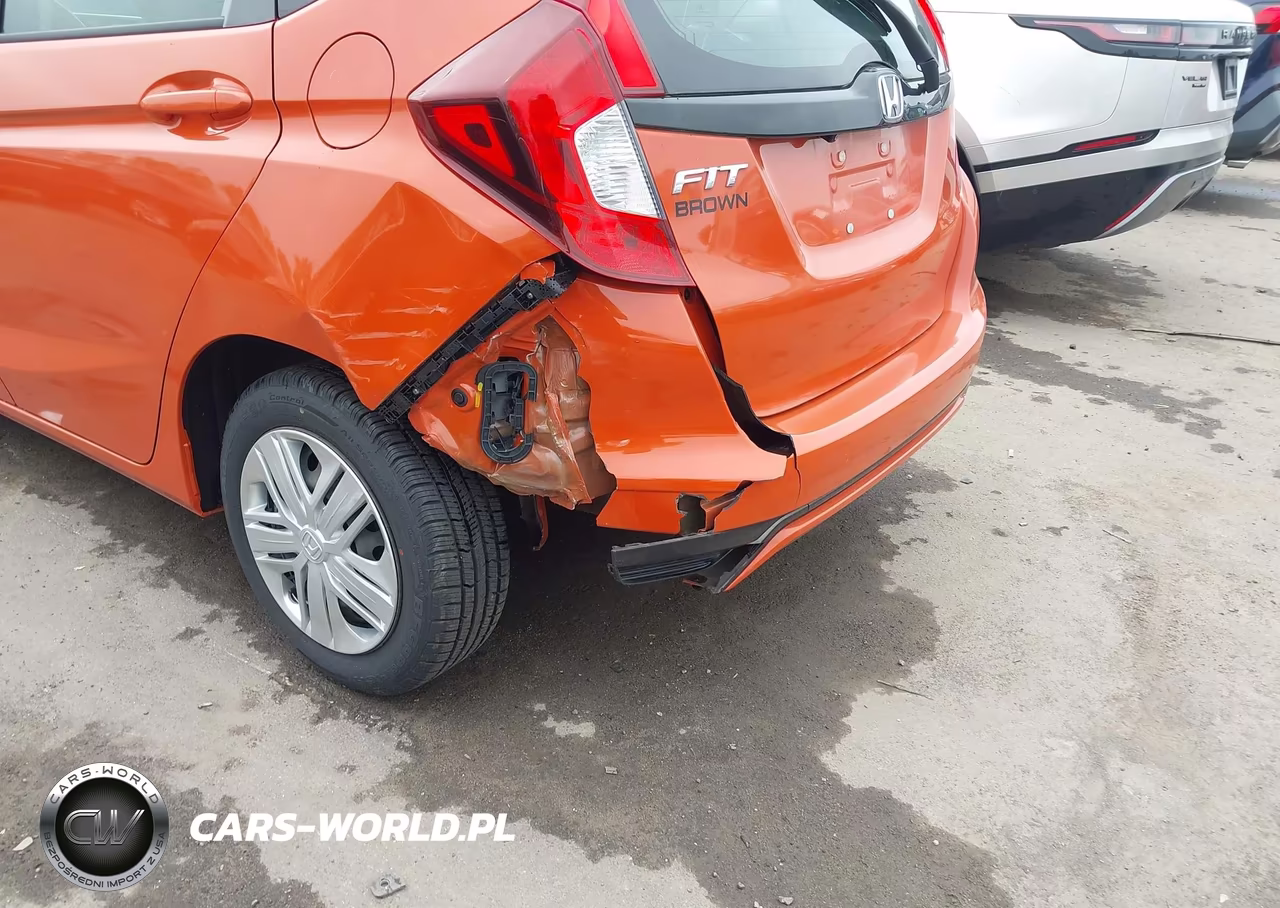 2019 Honda Fit Lx VIN:3HGGK5H40KM714208 - 6