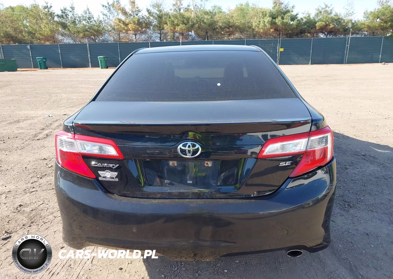 2014 Toyota Camry Se VIN:4T1BF1FK0EU431469 - 16