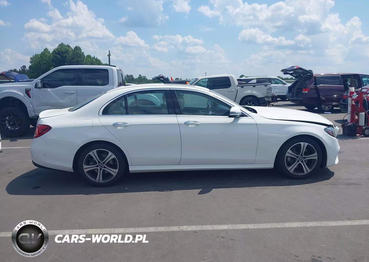 2018 Mercedes-Benz E 300 VIN:WDDZF4JB7JA331785 - 13