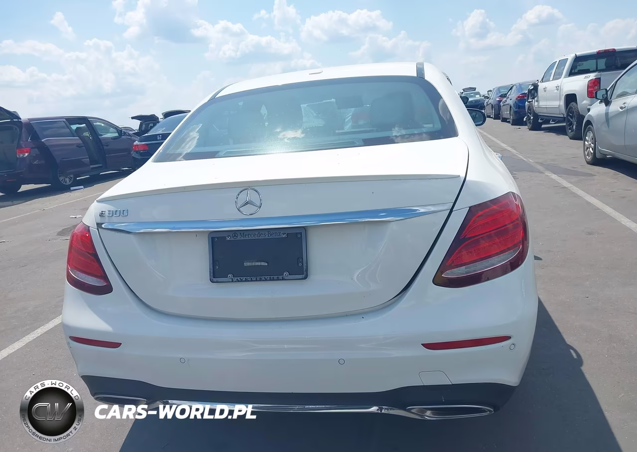 2018 Mercedes-Benz E 300 VIN:WDDZF4JB7JA331785 - 16