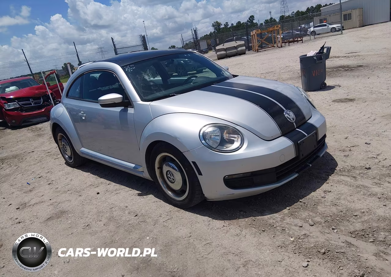 2012 Volkswagen Beetle 2.5L VIN:3VWJP7AT7CM628881 - 1