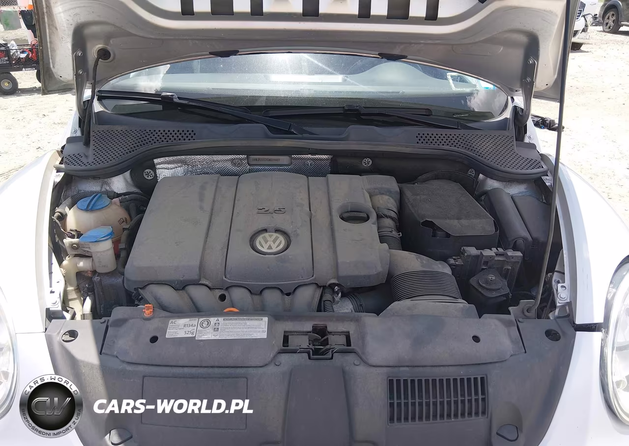 2012 Volkswagen Beetle 2.5L VIN:3VWJP7AT7CM628881 - 10