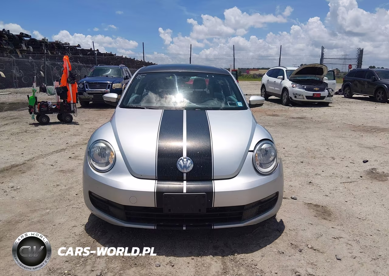 2012 Volkswagen Beetle 2.5L VIN:3VWJP7AT7CM628881 - 13