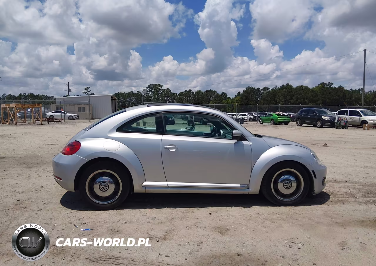 2012 Volkswagen Beetle 2.5L VIN:3VWJP7AT7CM628881 - 14