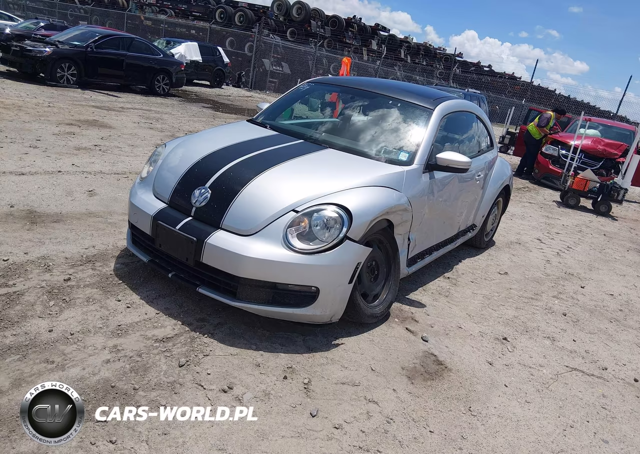 2012 Volkswagen Beetle 2.5L VIN:3VWJP7AT7CM628881 - 2