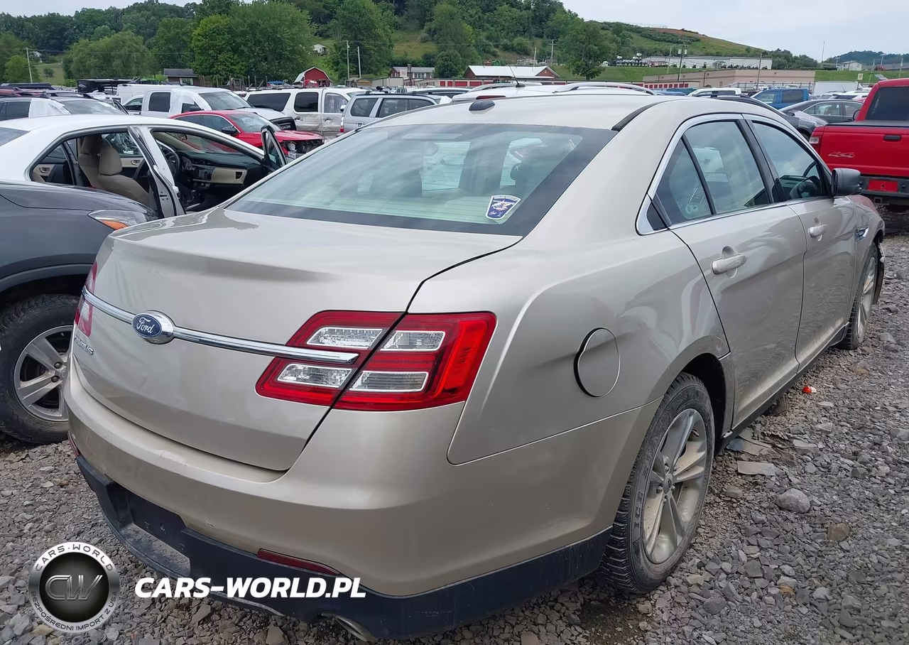 2018 Ford Taurus Se VIN:1FAHP2D82JG132525 - 4