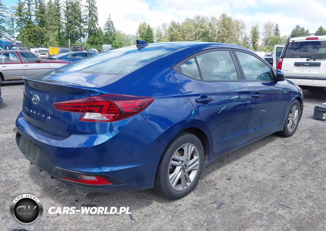 2020 Hyundai Elantra Sel VIN:5NPD84LF1LH560098 - 4