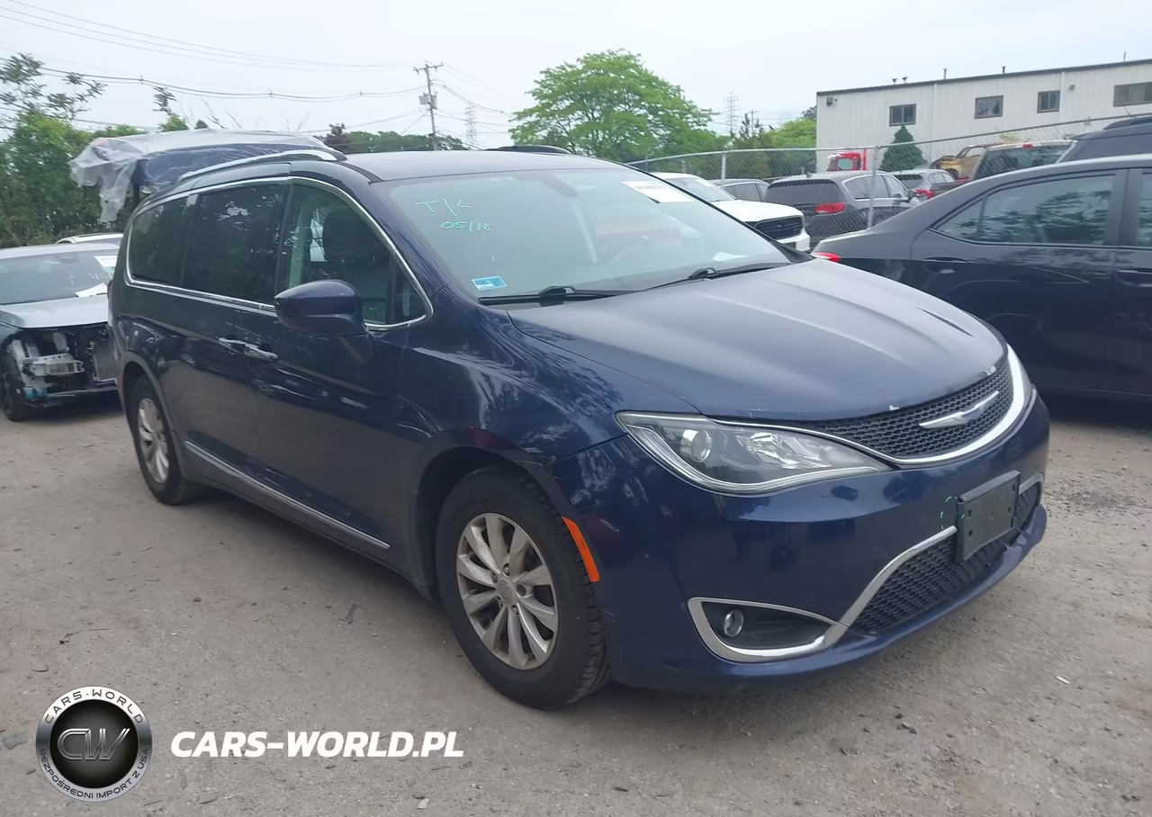 2019 Chrysler Pacifica Touring L – zdjęcie 1 z 19