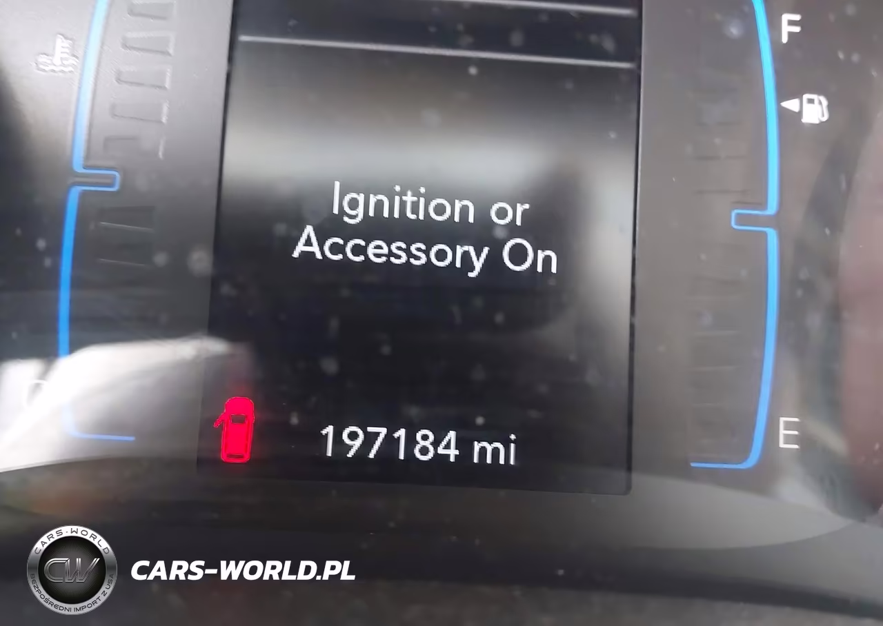 2019 Chrysler Pacifica Touring L VIN:2C4RC1BG0KR526040 - 15