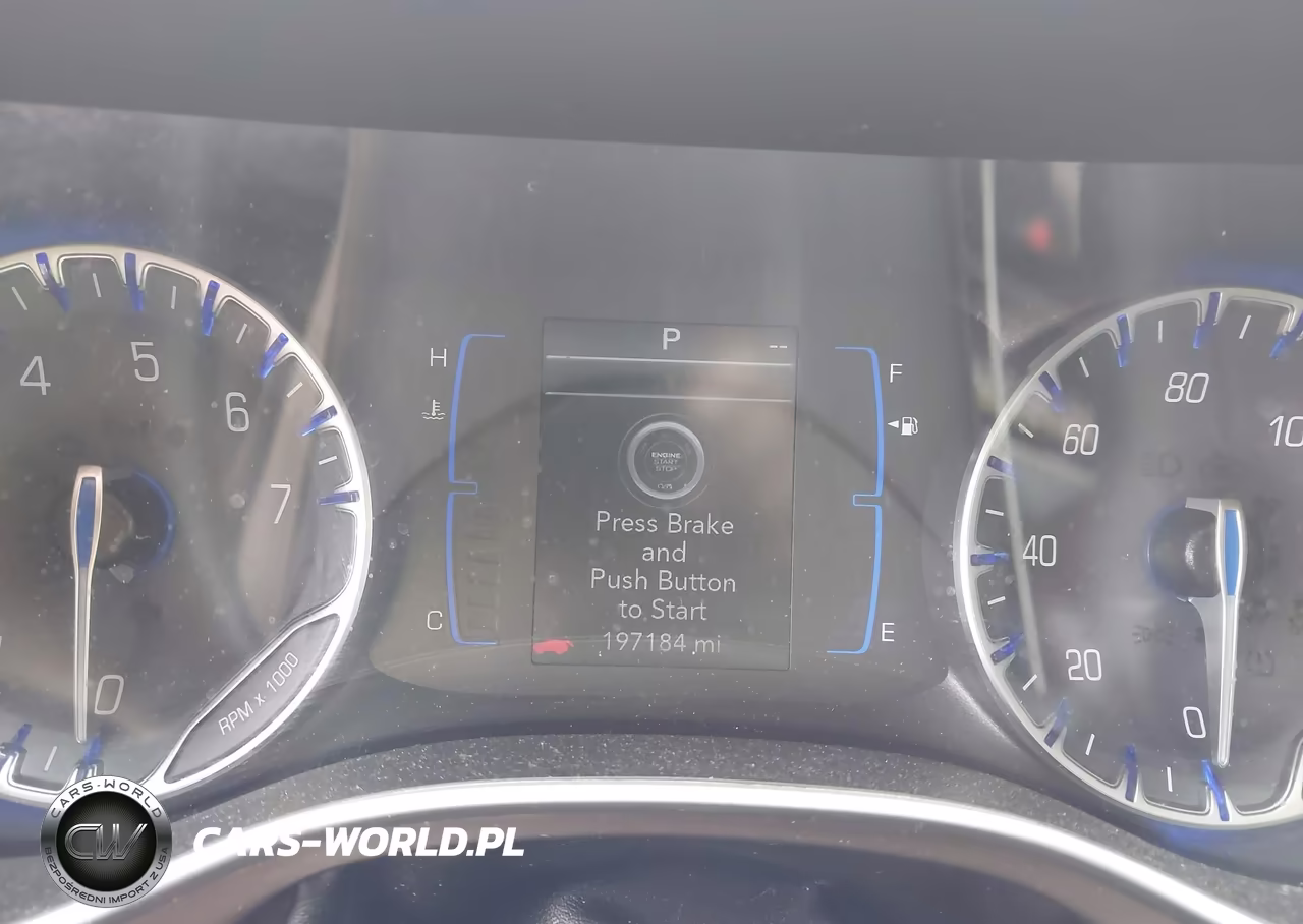 2019 Chrysler Pacifica Touring L VIN:2C4RC1BG0KR526040 - 7