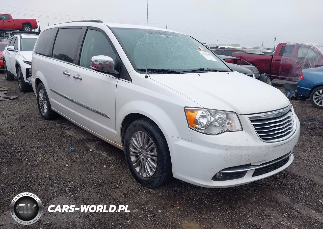2016 Chrysler Town & Country Touring-L Anniversary Edition – zdjęcie 1 z 16