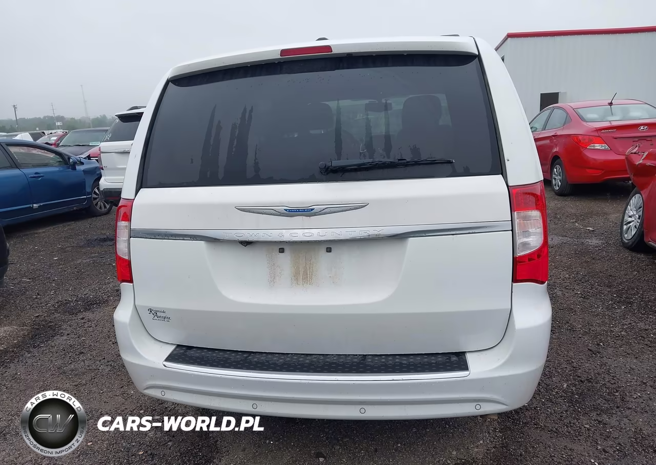 2016 Chrysler Town & Country Touring-L Anniversary Edition VIN:2C4RC1CG4GR132840 - 16