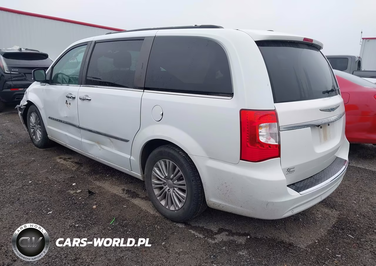 2016 Chrysler Town & Country Touring-L Anniversary Edition VIN:2C4RC1CG4GR132840 - 3