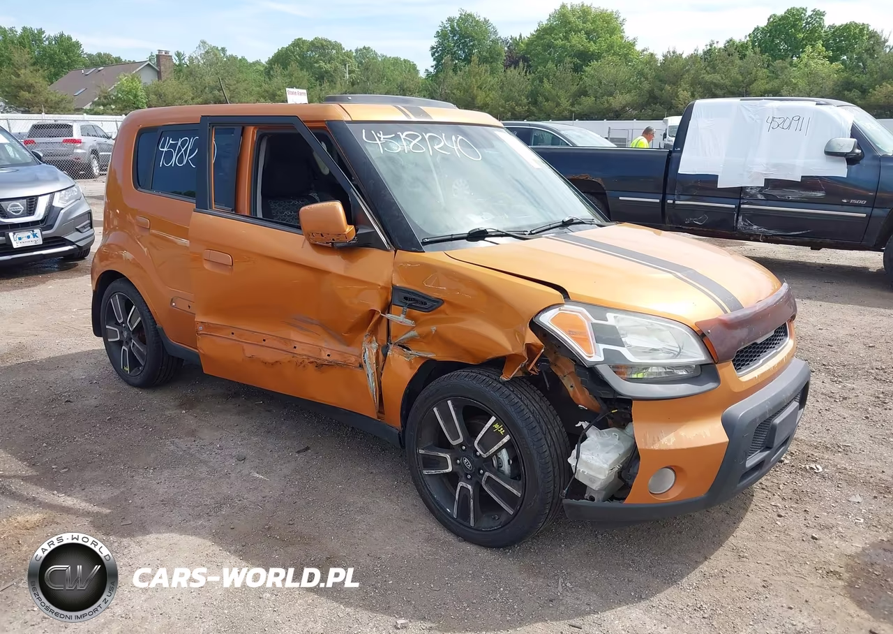2010 Kia Soul +