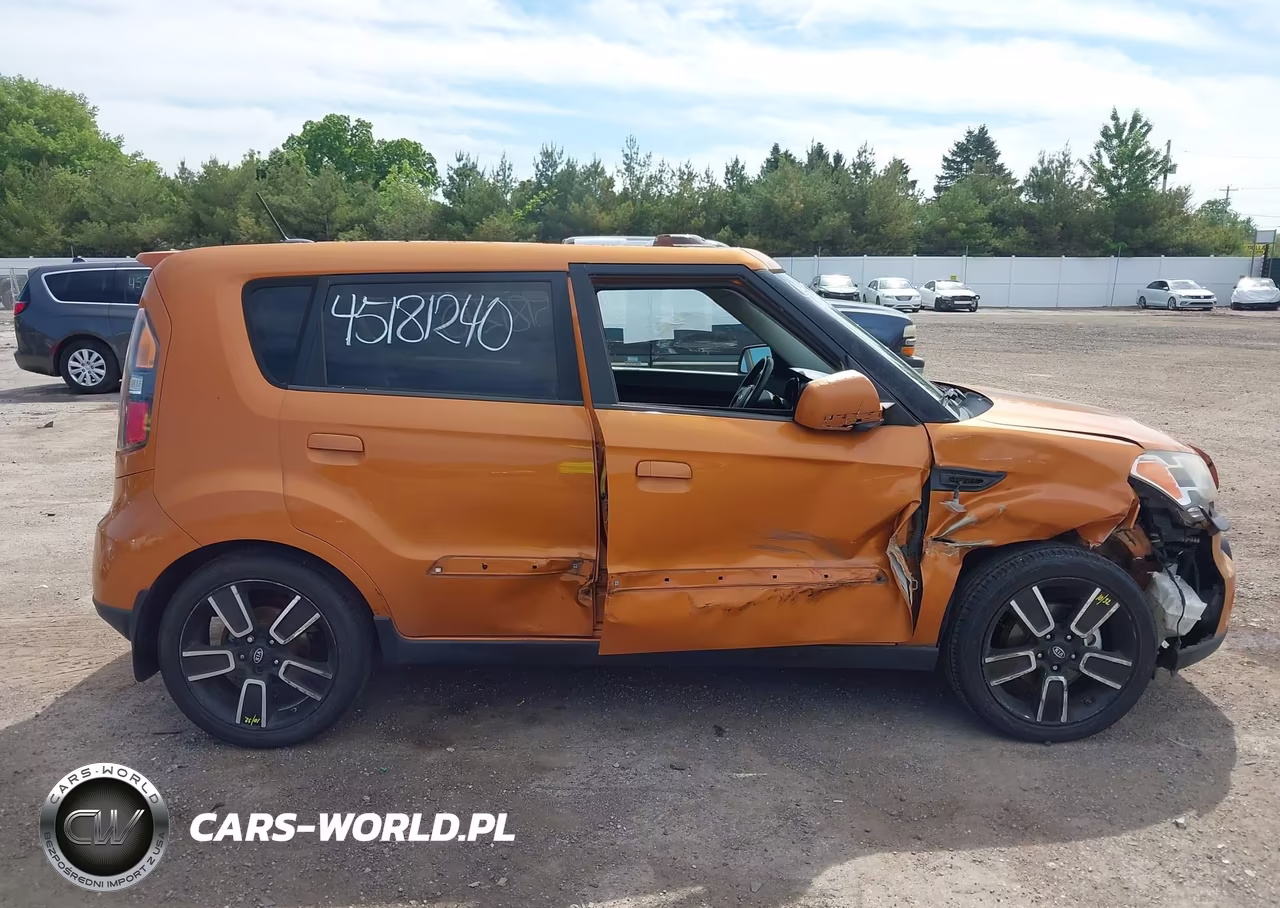 2010 Kia Soul + VIN:KNDJT2A29A7108892 - 13