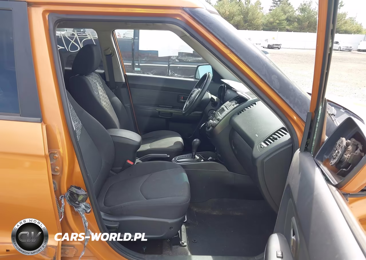 2010 Kia Soul + VIN:KNDJT2A29A7108892 - 5